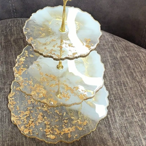 New design Resin round <b>cake</b> <b>stand</b> Eco-Friendly Luxury <b>Cake</b> <b>Stand</b> For Wedding Party Engagement Birthday Party Use <b>Cake</b> Decor - Product Image 1