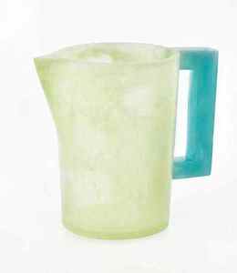 Carafe à eau en résine multicolore avec poignée, capacité 1,5 L, écologique, compatible lave-vaisselle, faite à la main, durable, pour usage quotidien et fêtes - Product Image 1
