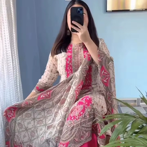 ชุดสัลวาร์ คามีซ ผ้ามัสลินโพลีเอสเตอร์ 3 ชิ้น ลายดอกไม้สดใส พร้อมผ้าคลุมไหล่ แบบอนาร์กาลี กุรตา กางเกงขายาว แห้งเร็ว เหมาะสำหรับงานปาร์ตี้ - Product Image 1