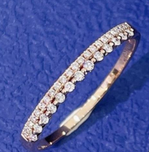 แหวนแต่งงานทรงกลมสุดพิเศษ เพชรเพาะเลี้ยงในห้องปฏิบัติการ รับรองโดย IGI สี D E F ความสะอาด VVS VS ตัวเรือนทองคำ ทองคำโรสโกลด์ ทองคำขาว - Product Image 4