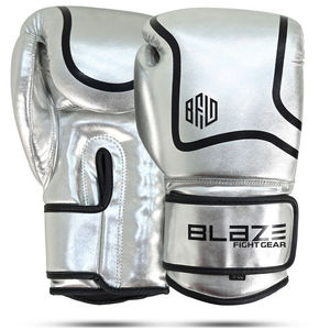 Guantes de Boxeo Metálicos Plateados Personalizados para Entrenamiento de Sparring y Muay Thai, Trabajo con Saco de Boxeo, Artes Marciales y Boxeo - Product Image 1