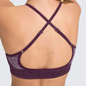 ชุดโยคะผู้หญิงแบบสั่งทำพิเศษ น้ำหนักเบา ทนทาน เป็นมิตรกับสิ่งแวดล้อม ชุดออกกำลังกาย 2 ชิ้น - Product Image 5