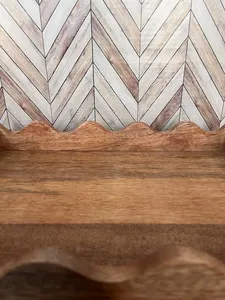 Plateau à bijoux rectangulaire en bois, bord ondulé, design sculpté, finition polie, passe au lave-vaisselle, grande capacité, style minimaliste pour table - Product Image 5
