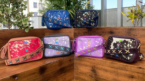 Bolso de hombro de mujer de cuero reciclado metálico con pelo de alta calidad, bolso cruzado de cuero colorido para mujer, bolsos de lujo a la moda - Product Image 4