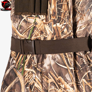 Salopette de pêche imperméable camouflage pour homme avec bottes intégrées, bas de jambe renforcé, passants pour coquilles de leurres et ceinture intégrée - Product Image 3