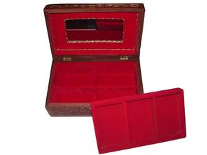 Caja de Madera Ecológica Tallada con Incrustaciones de Latón (10" X 6" X 4") Elegante y Hecha a Mano para Montar en la Pared, Ideal para Joyas, Adornos y Recuerdos - Product Image 4