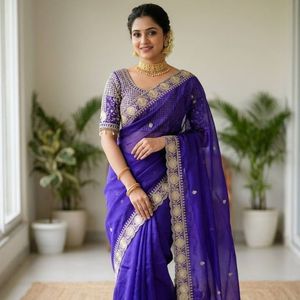 Sari en satin de soie pure de qualité supérieure avec broderie de sequins sur le pallu en C, bordure ajourée et chemisier assorti de la même couleur - Product Image 1