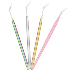 Outil métallique pour rehaussement de cils de 4 couleurs différentes avec isolateur de cils et emballage personnalisé en PVC - Product Image 2
