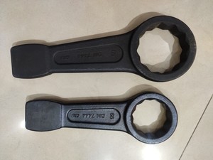 Llave de impacto con extremo de anillo de acero CRV con acabado de fosfato negro - Product Image 3
