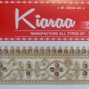 Vestidos de Encaje Étnico Clásico y Elegante con Bordado Tradicional de Lujo, Bolsos y Prendas de Vestir, Diseño Personalizado, MOQ 100 Zapatos - Product Image 1