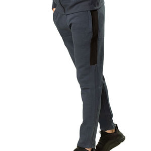 Survêtement Homme 2 Pièces Personnalisé 2026 – Tissu Coton Haute Densité – Sweat à Capuche Entièrement Zippé et Pantalon de Survêtement – Production Usine – Nouvelle Collection à Succès - Product Image 3