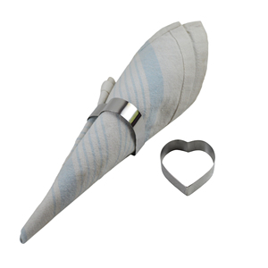 Anneau de serviette en forme de cœur, plaqué argent, design européen, écologique, personnalisé, de qualité supérieure pour la table à manger - Product Image 1