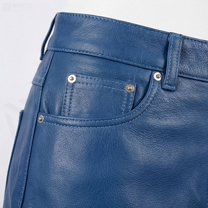 Jupe courte en similicuir à taille haute pour femme, couleur unie avec poche, design brillant, style toutes saisons - Product Image 5
