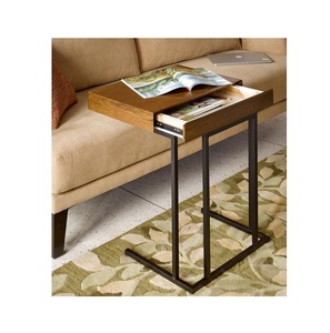 Table d'appoint indienne artisanale en acier inoxydable et marbre, design moderne doré, finition ultra brillante, modulaire et pivotante, pour ferme, hôtel, villa - Product Image 6