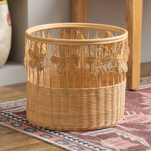 Organisateur de vêtements en jacinthe d'eau tressée à la main, panier de rangement moderne brodé, fait main au Vietnam, HNH Craft - Product Image 2