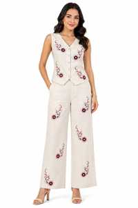 Bulk Supply Off-White Cotton Textile Featuring Vibrant Red and <b>Blue</b> Floral Clusters for Fashion Collections - Product Image 6