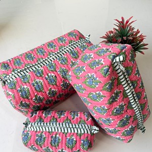 Pink Floral Quilted Cosmetic <b>Toiletry</b> Bag with Zipper Closure Portable Makeup <b>Storage</b> Pouch Set - Product Image 6