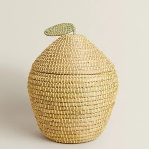 Gourd-shaped seagrass basket Handmade Storage Basket Wholesale eco-friendly Made in Viet Nam - Product Image 3