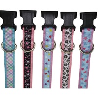 Harnais pour animaux de compagnie en nylon de qualité supérieure avec clous métalliques et motif géométrique abstrait, design tendance et élégant, série mode Vietnam