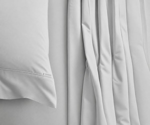 Juego de Sábanas King Size de 4 Piezas, Calidad de Exportación, 400 Hilos, Color Gainsboro, Suaves y Cómodas, Ropa de Cama Premium - Product Image 2