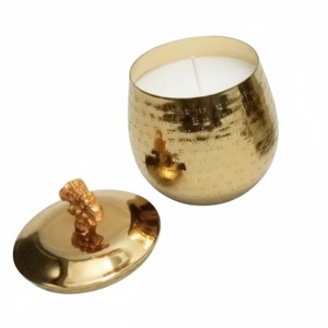 Lot de 2 bougeoirs votifs martelés en laiton doré, style classique haut de gamme, faits à la main, pour décoration intérieure, bougeoirs de Pâques - Product Image 3