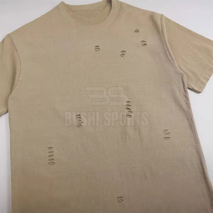 T-shirt léger et confortable effet vieilli, T-shirt premium effet vieilli, tissu lisse avec un attrait élégant - Product Image 3