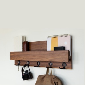 Étagère murale double minimaliste en bois pour cuisine, avec crochets en fer durables pour outils, clés et accessoires, design écologique - Product Image 1