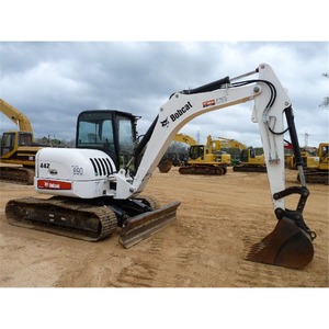 Excavadora Bobcat E145 de Grado Industrial con Gran Fuerza de Excavación, Control Preciso y Uso Eficiente de Combustible en Obras - Product Image 6