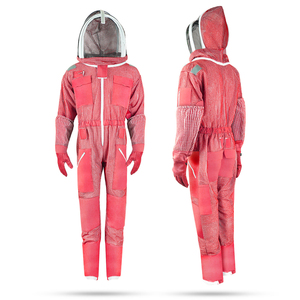 Traje de Apicultura Ventilado Hecho en Pakistán para una Experiencia Cómoda, Malla Aero de Alta Calidad para Apicultores Profesionales - Product Image 1