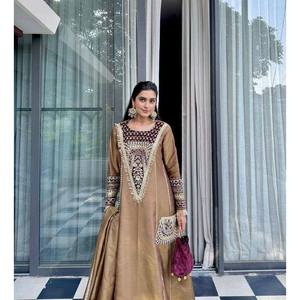 Costume de soirée Salwar Kameez en polyester marron de la marque LG Designer avec dupatta fantaisie, taille M - Product Image 5