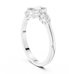 Anillo de compromiso solitario de moissanita con corte esmeralda y marquesa y múltiples piedras en plata de ley - Product Image 2