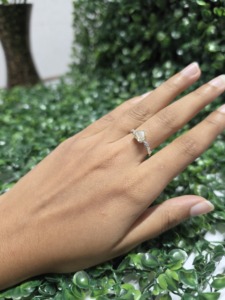Anillo de Compromiso con Diamante Amarillo de Laboratorio en Forma de Corazón de 1.57 Ct, Banda Trenzada de Oro de 14K, Joyería Fina Personalizada - Product Image 5