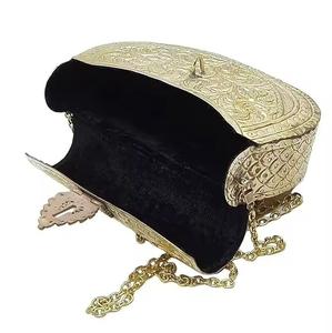Pochette de soirée de luxe en alliage plaqué or, minaudière de mariée pour mariage et fête avec chaîne, fournisseur en gros OEM - Product Image 4