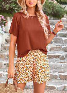 Conjuntos de mujer a la moda para verano, camisetas de manga corta con cuello en U y conjuntos cortos 100% algodón, conjunto de 2 piezas extragrande para mujer - Product Image 2