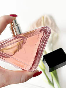 Eau de Parfum Moderne pour Femme, Parfum Frais Relaxant Longue Durée, Vaporisateur, Logo Personnalisé, Marque Privée, OEM, Livraison US Europe, Régulière - Product Image 4