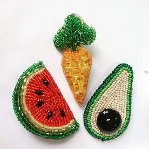 Broche artesanal de limón con cuentas de vidrio amarillas y cuentas de bugle verdes, bordado de hojas, pin de solapa de cítricos para mujer, a la moda - Product Image 6