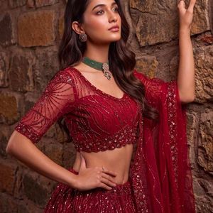 Lehenga Choli Premium Bordado con Redes de Zari y Cuentas de Cristal, con Dupatta Hecha a Mano, Fabricado por Royal Exports - Product Image 5