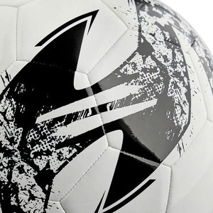 Nuevo Balón de Fútbol de Diseño Moderno con Colores Sólidos Personalizables, Resistente al Agua, Duradero, Fabricado en Fábrica, Venta al Por Mayor - Product Image 2