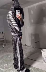 Ensemble de survêtement d'hiver boxy 500 GSM pour homme, avec sweat à capuche entièrement zippé, broderie de logo personnalisée, délavage acide vieilli, 100 % fibre de bambou, style vintage - Product Image 5