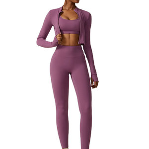 Conjunto de Yoga de 3 Piezas para Mujer de la Mejor Calidad, Hecho a Medida, Resistente - Product Image 1