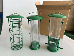 Comedero de Metal para Pájaros Wild Garden, Estación de Alimentación Colgante de Malla, Construcción Duradera de Hierro, Ligero, Decoración Verde para el Hogar - Product Image 3