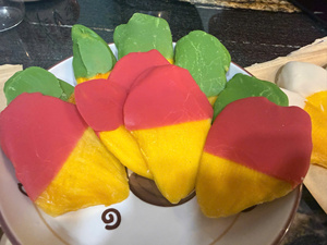 Mangue vietnamienne trempée dans du chocolat au matcha, collation, fruits, aliments, boissons, produits végétaux, exportation - Product Image 2