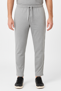 Pantalones Deportivos Urban Comfort Essential con Franja Lateral Gris, Combinación Perfecta de Comodidad, Flexibilidad y Estilo Deportivo - Product Image 4