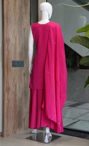 Kurti para Mujer de Alta Demanda para Bodas y Festividades, Disponible a Precio de Mayoreo de Proveedor Indio - Product Image 6