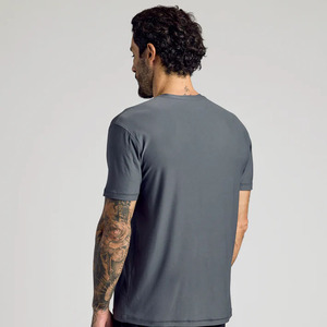 T-shirts unis pour hommes style streetwear personnalisé, en tissu tricoté 100% coton, impression de logo personnalisée, vêtements de marque en mélange polyester/coton - Product Image 2