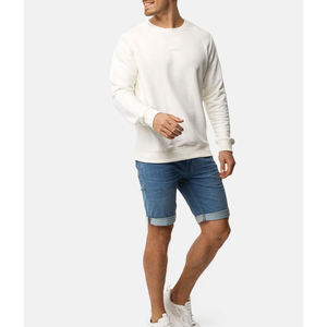Pantalones cortos de mezclilla para hombre, holgados, de cintura media, de tela tejida transpirable, color azul lavado, estilo Bermuda, económicos, de tannería pakistaní, de diseñador - Product Image 2