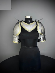 Armadura de Caballero Antigua de Acero Plateado con Cristales, Pechera Completa, Protectores de Brazos, Capucha de Malla, Estilo Medieval Gótico, Disfraz de Cosplay - Product Image 3