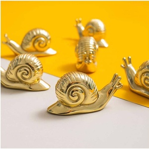 Poignées de tiroir et poignées de meuble en forme d'escargot doré de haute qualité, quincaillerie de mobilier moderne durable à prix de gros - Product Image 2