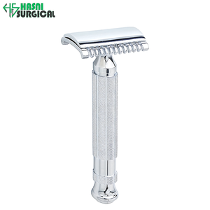 HASNI SURGICAL Traditioneller Klassischer Doppelklingen-Sicherheitsrasierer für Herren - Manuelles, Wiederverwendbares Instrumentenset - Product Image 1