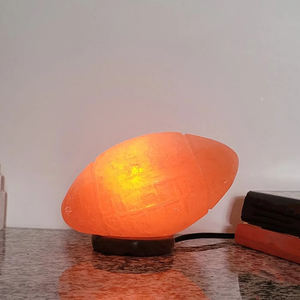 Lámpara de Cristal de Sal Rosa del Himalaya 100% Natural, Nuevo Diseño en Forma de Balón de Fútbol, Técnica de Tallado a Mano, Producto Artesanal Natural - Product Image 3